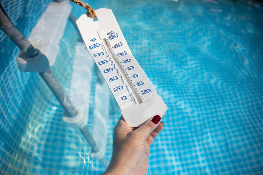 Ricambio dell’Acqua in Piscina: Norme, Frequenza e Consigli