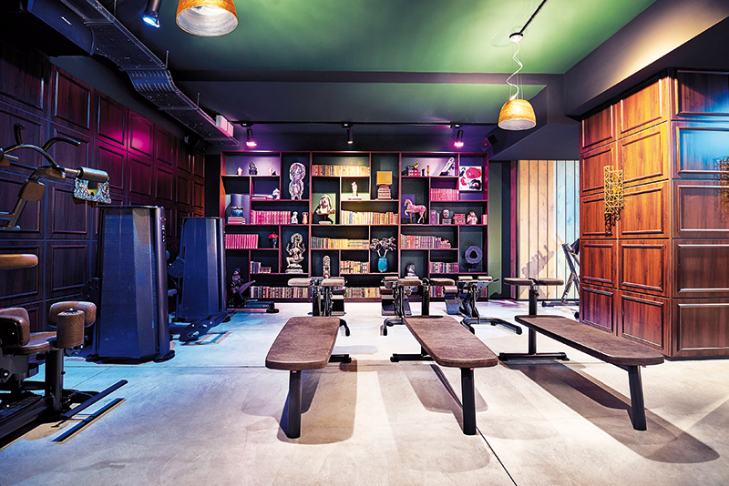 JOHN REED Fitness Music Club in palestra con il DJ! La Palestra