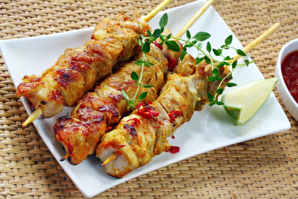 Ricette di cucina funzionale – Spiedini con salsa satay