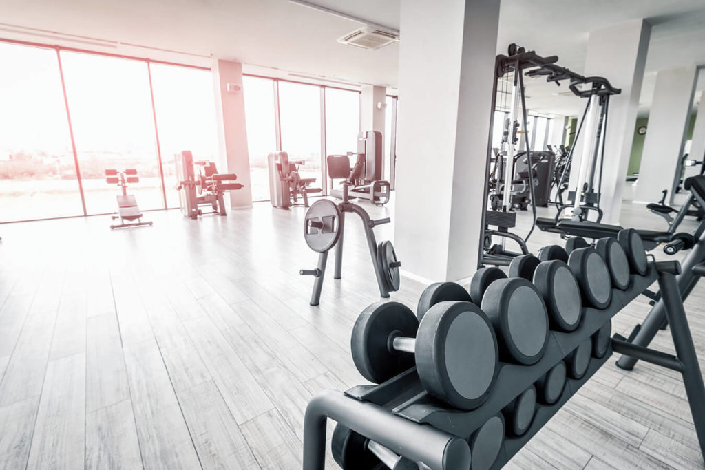 Aprire una palestra da zero richiede una buona conoscenza dei servizi che si intendono offrire e un’attenta pianificazione. Una delle prime cose da considerare è la ricerca di un luogo adatto.
