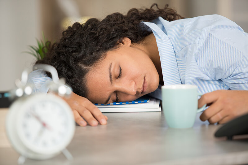 Ecco 5 pratici consigli per non avere l'abbiocco dopo pranzo