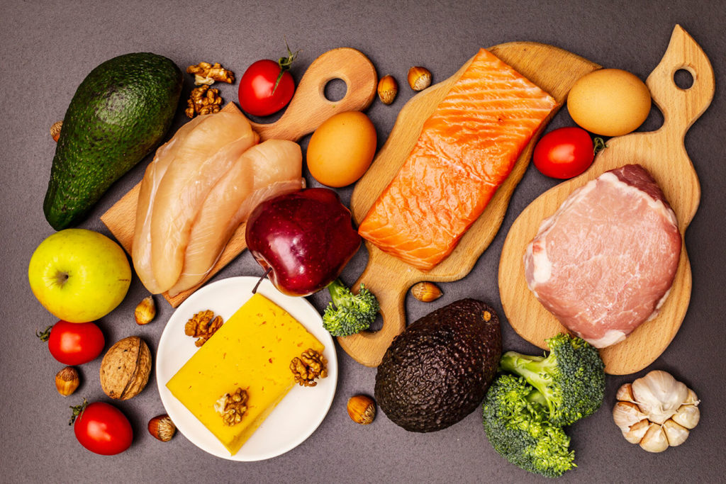 Dieta chetogenica 7 giorni che si basa sull'assunzione di una quantità molto ridotta di carboidrati