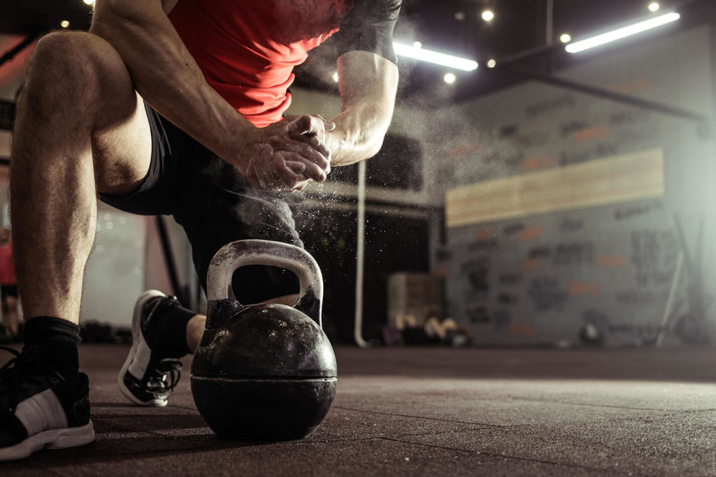Impariamo a “decifrare” i termini tecnici relativi alle caratteristiche dei materiali utilizzati per i Pavimenti per palestra e centri sportivi.