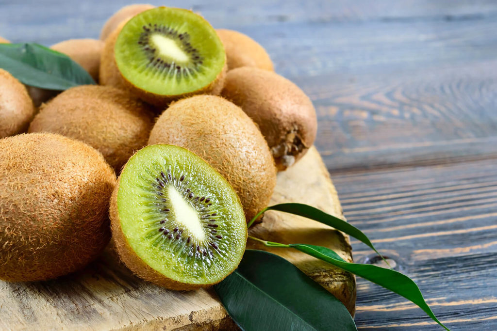 Ricette con il kiwi: dal dolce al salato, tante idee per gustarlo in cucina