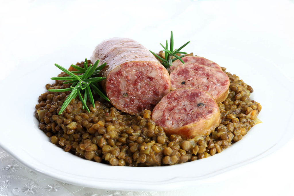 Le migliori ricette a base di cotechino per stupire i tuoi ospiti