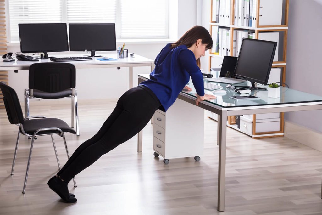 Come creare un programma di allenamento efficace perfli esercizi pettorali a corpo libero