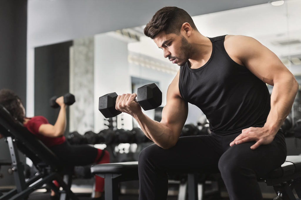 Esercizi con Manubri: Guida Completa per un Allenamento Efficace