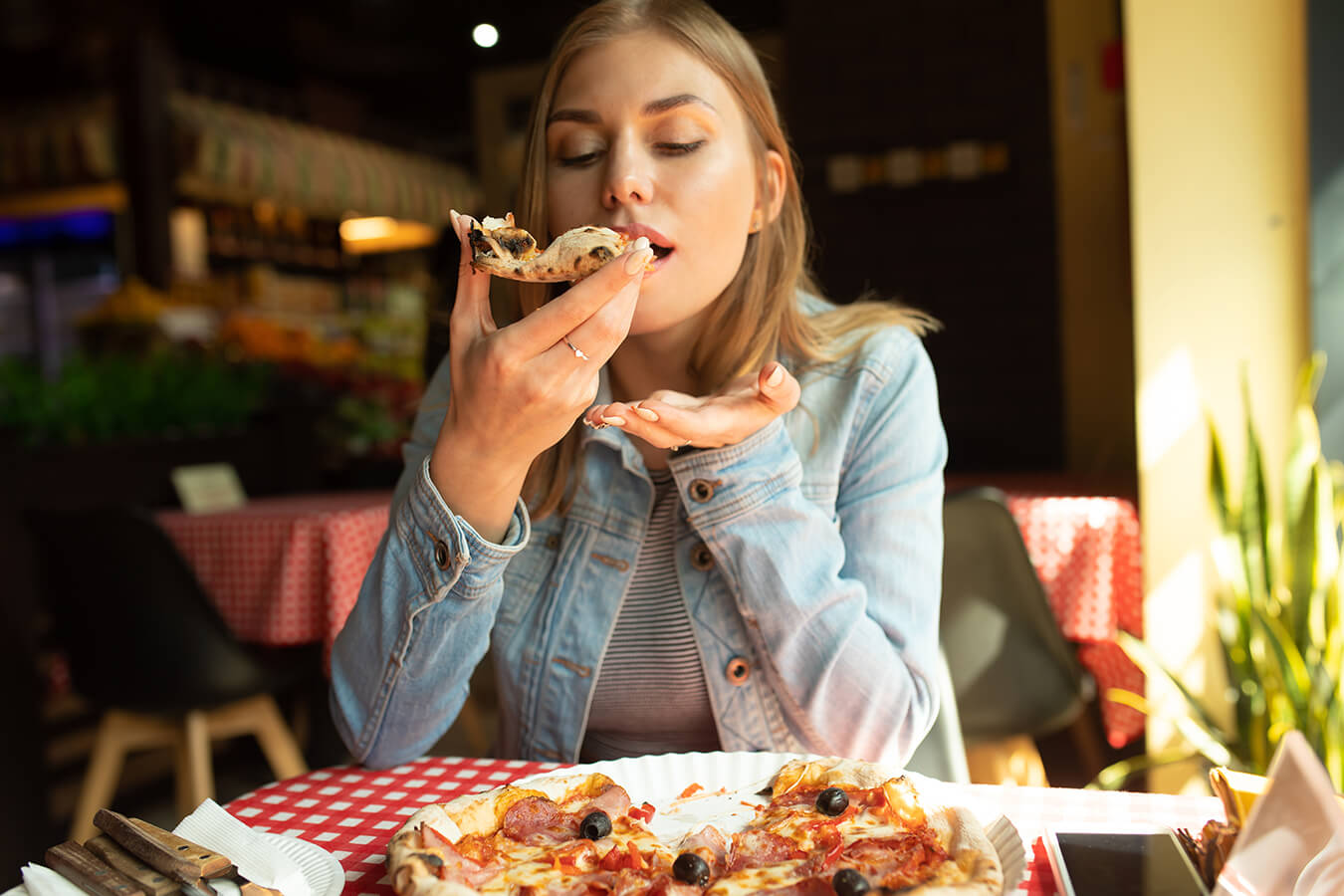 Mangiare Pizza la Sera: Consigli e Strategie