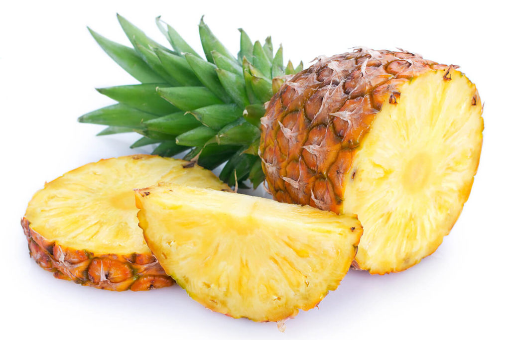 Che proprietà benefiche ha l'ananas