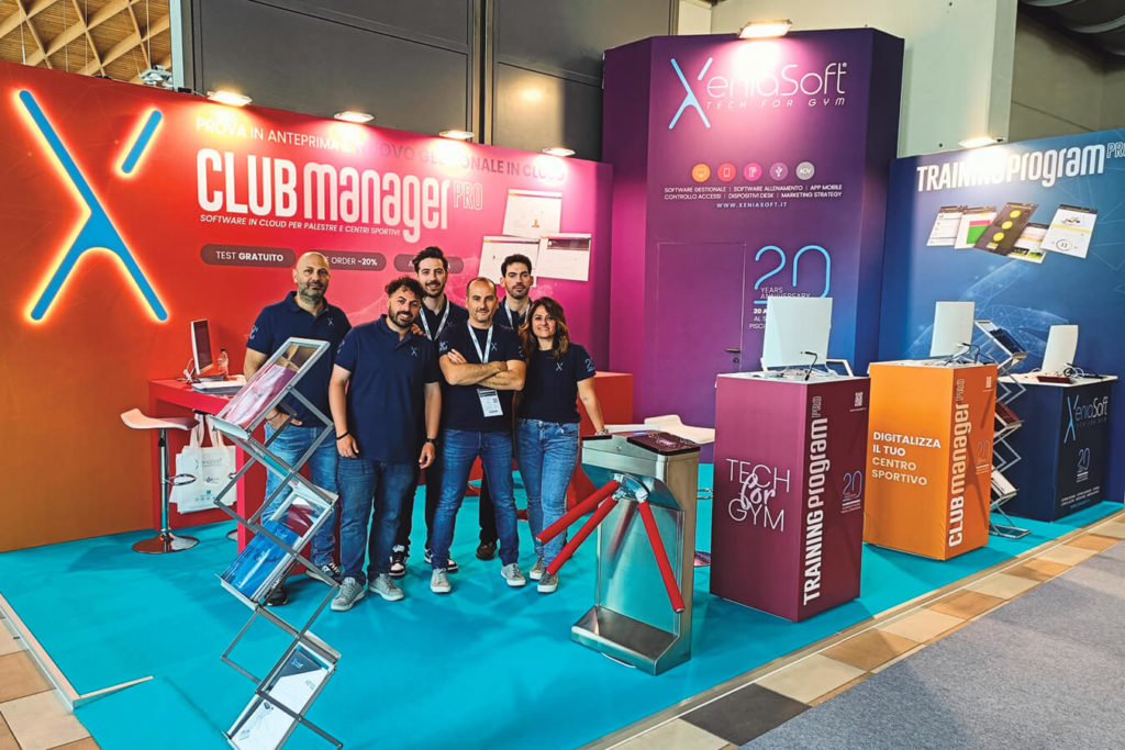 Come ogni anno Davide partecipa con il suo team alla RiminiWellness. In foto presso il loro stand, XeniaSoft, all'edizione 2024.