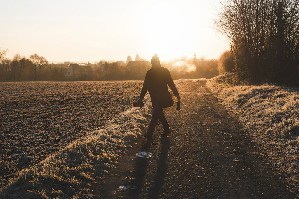 Camminare la Mattina Presto: i benefici per la salute