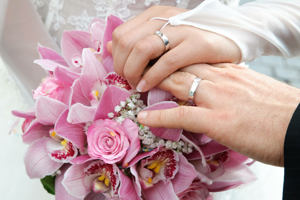 Frasi di auguri matrimonio originali